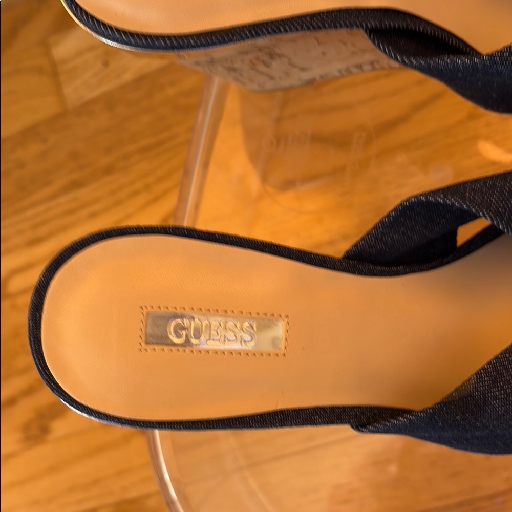 Guess Women's  Denim Wedge Gwbetzy2 Dark Blue Fabric 8.5 EUC - Picture 2 of 12